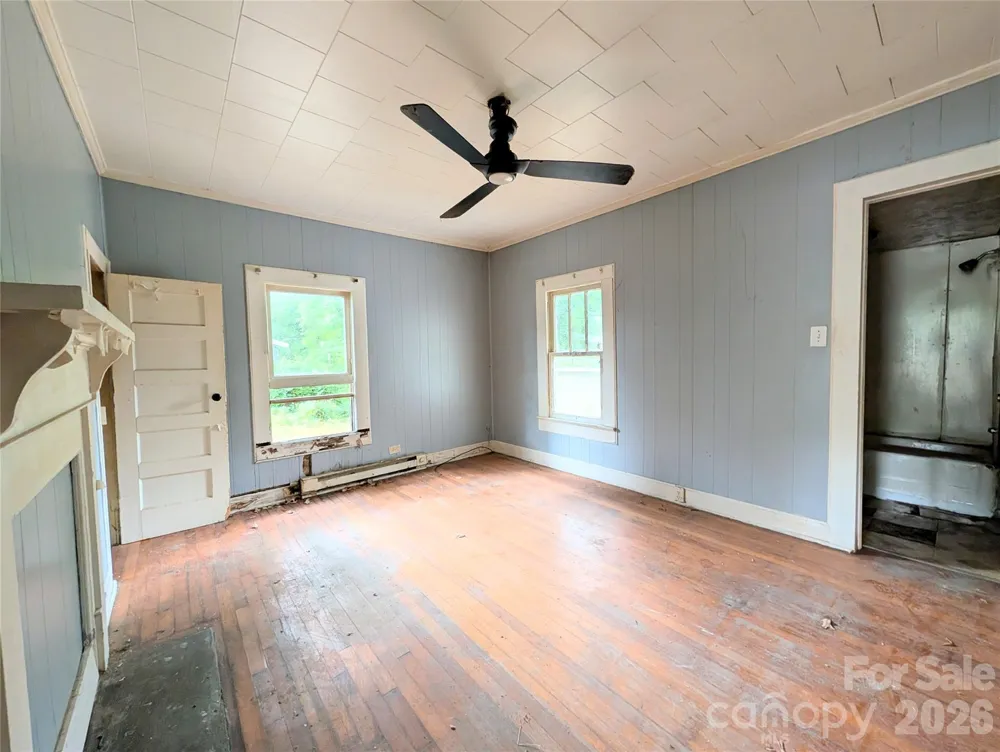 109 Carlton Drive Cherryville, NC 28021
