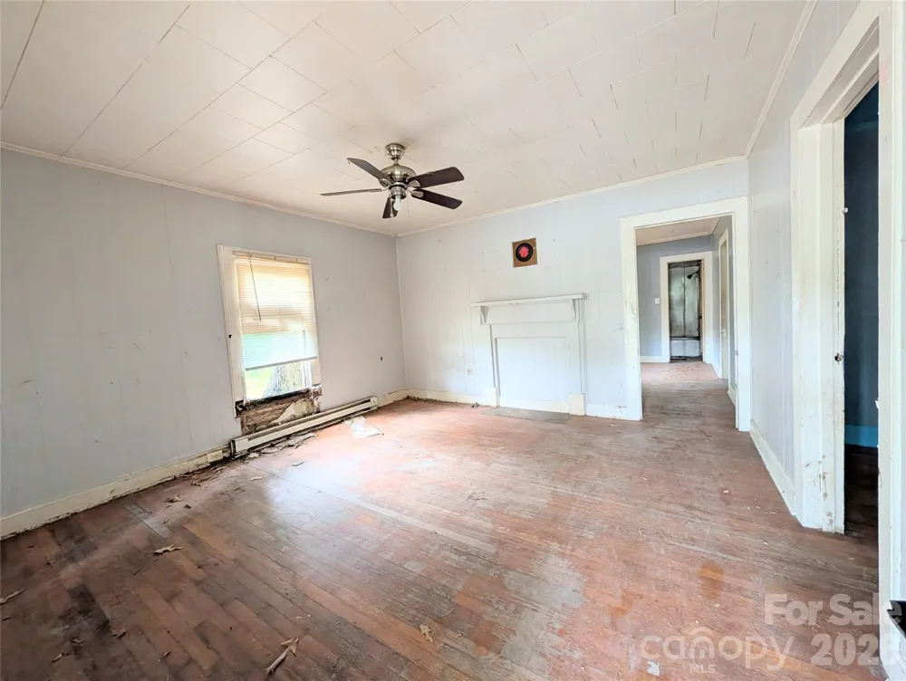 109 Carlton Drive Cherryville, NC 28021