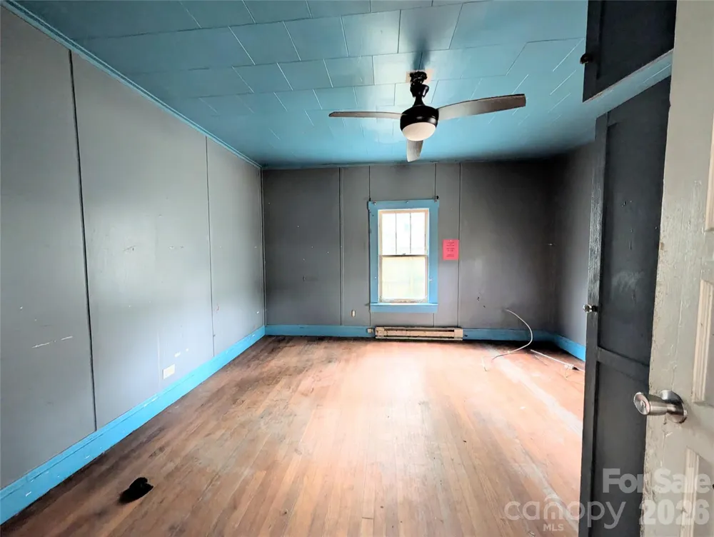 109 Carlton Drive Cherryville, NC 28021