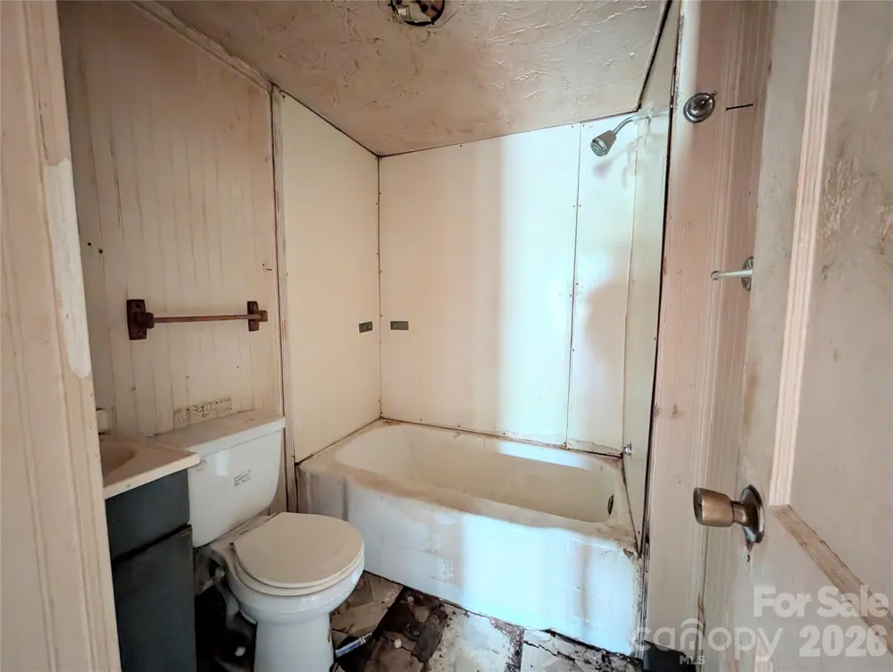 109 Carlton Drive Cherryville, NC 28021
