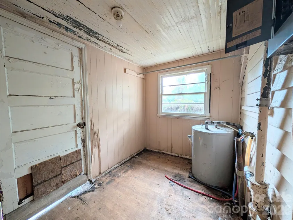 109 Carlton Drive Cherryville, NC 28021