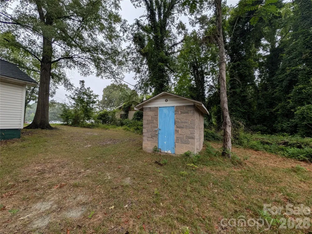 109 Carlton Drive Cherryville, NC 28021