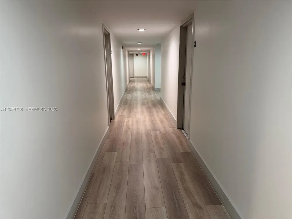 16508 NE 26th Ave #201 North Miami Beach, FL 33160