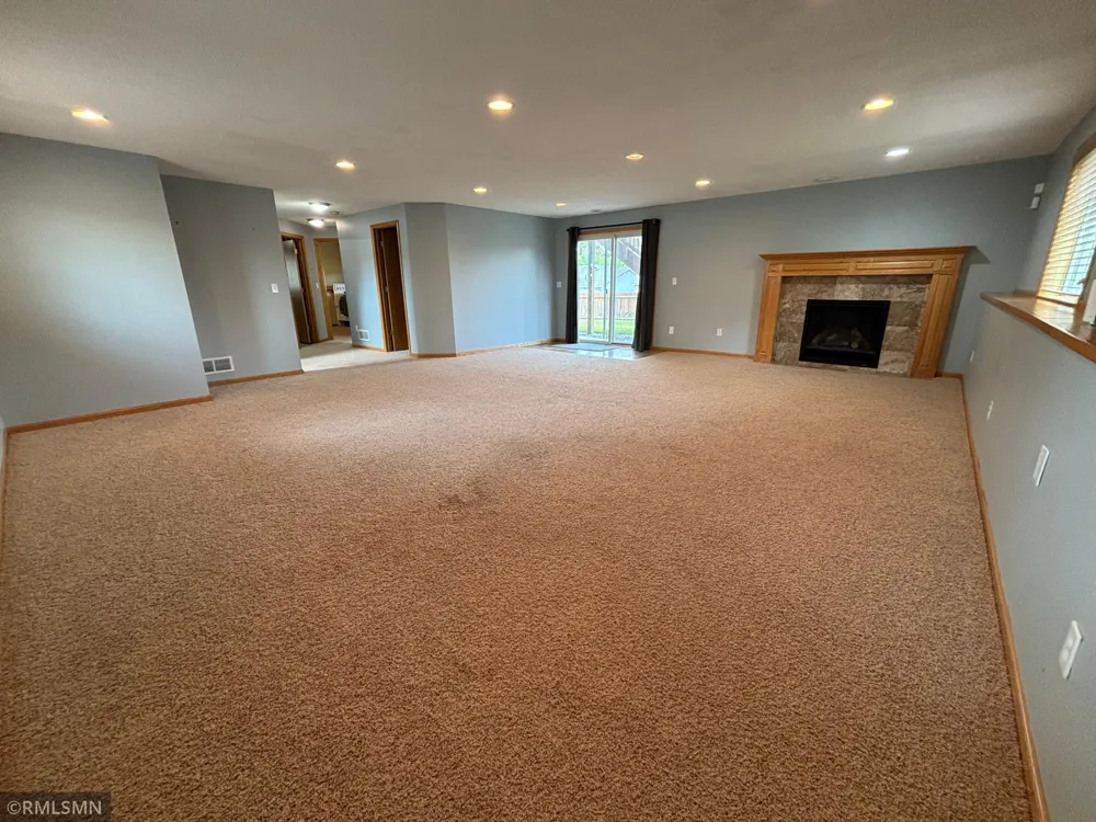 15392 Krypton Street NW Anoka, MN 55303