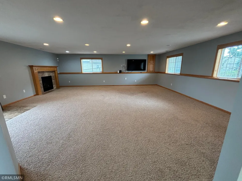 15392 Krypton Street NW Anoka, MN 55303