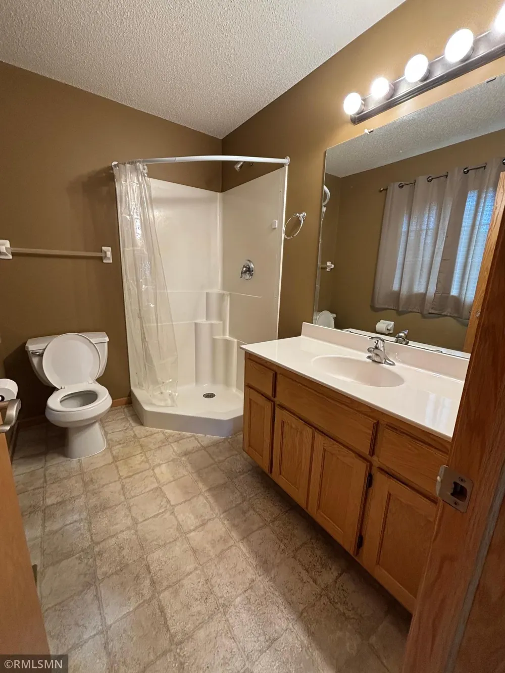 15392 Krypton Street NW Anoka, MN 55303