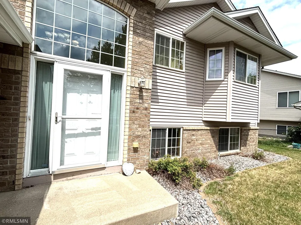 15392 Krypton Street NW Anoka, MN 55303