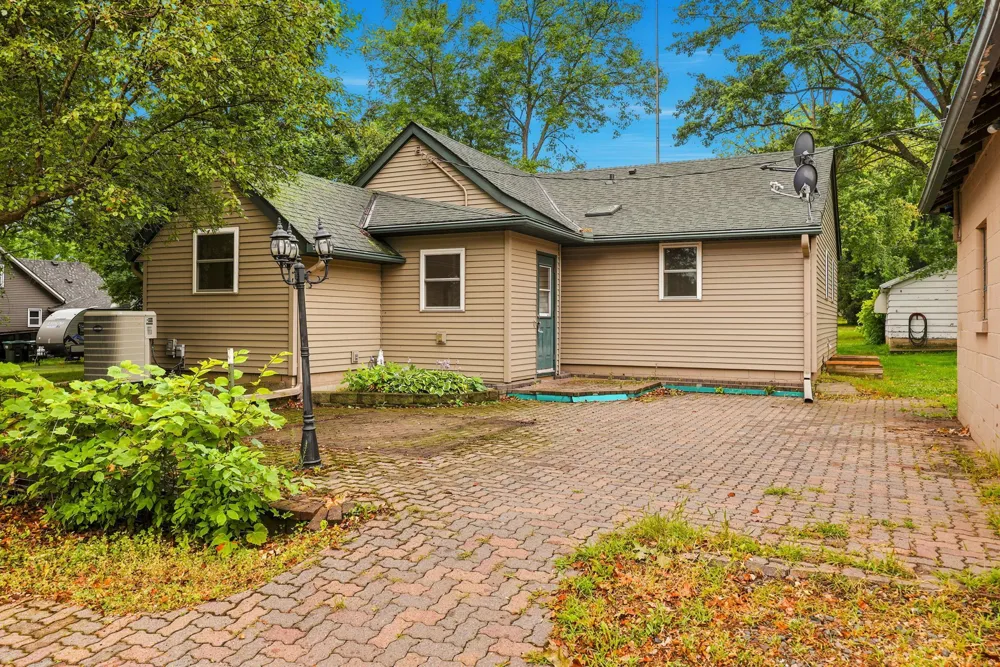 221 11th Street Albany, MN 56307