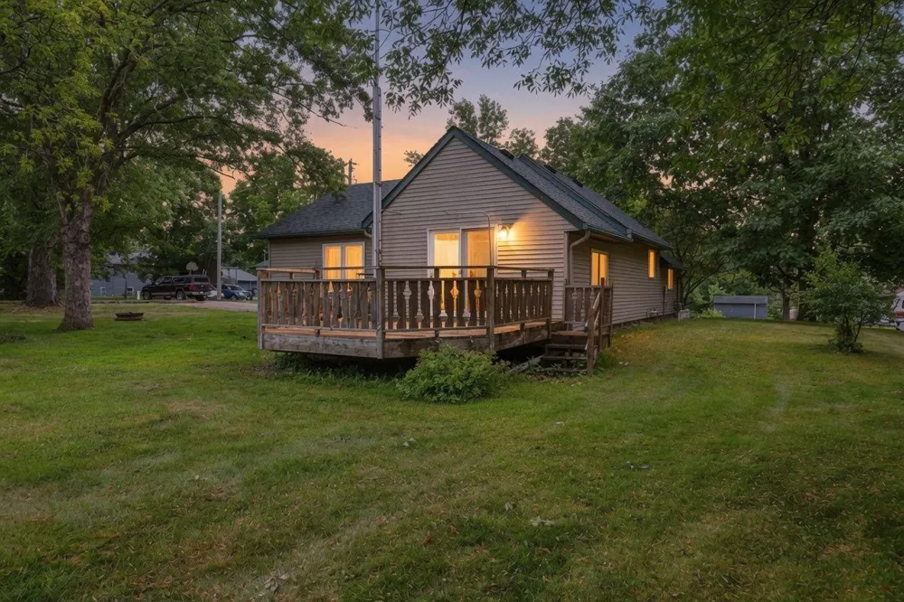 221 11th Street Albany, MN 56307
