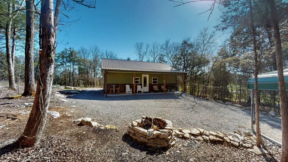 2586 Brown Shop Rd Petersburg, TN 37144