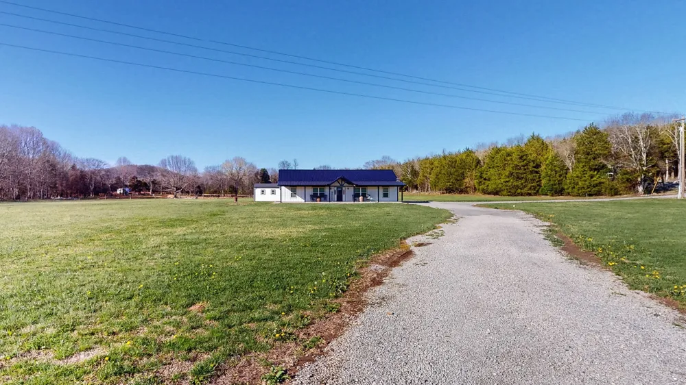 2586 Brown Shop Rd Petersburg, TN 37144