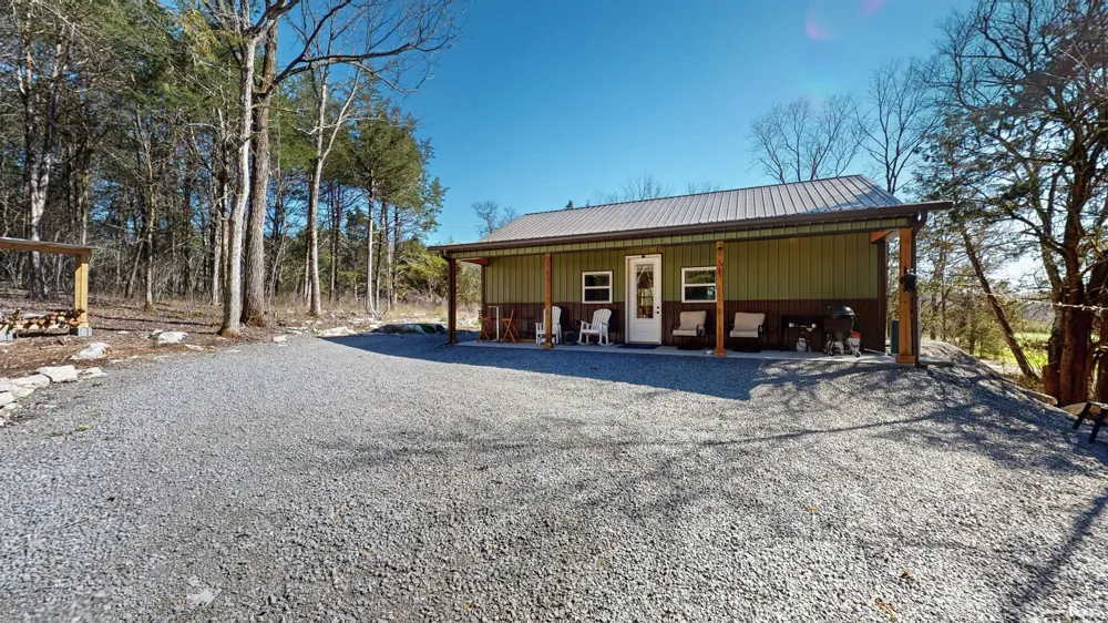 2586 Brown Shop Rd Petersburg, TN 37144