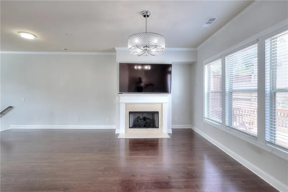 1306 Harris Way Brookhaven, GA 30319