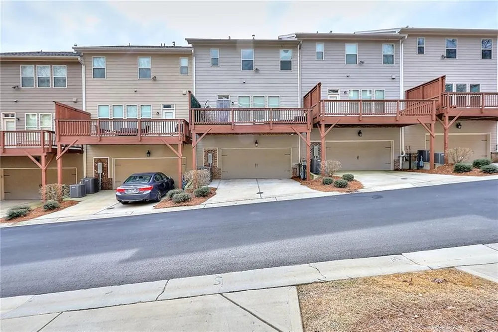 1306 Harris Way Brookhaven, GA 30319