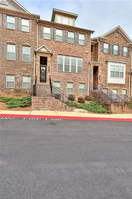 1306 Harris Way Brookhaven, GA 30319