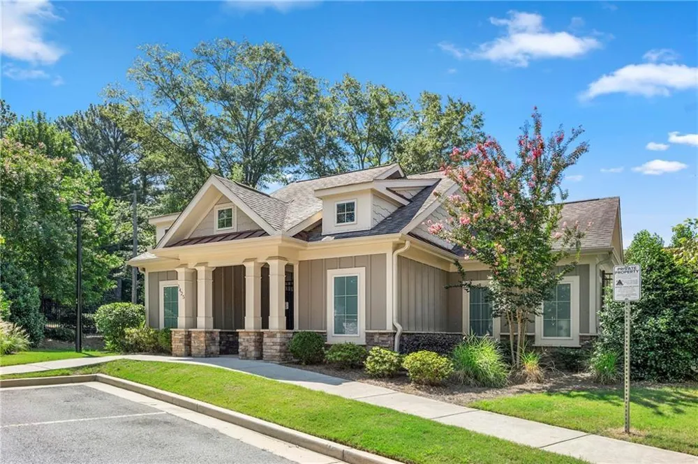 1306 Harris Way Brookhaven, GA 30319
