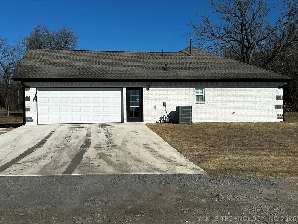 20030 E 794 ROAD Tahlequah, OK 74464
