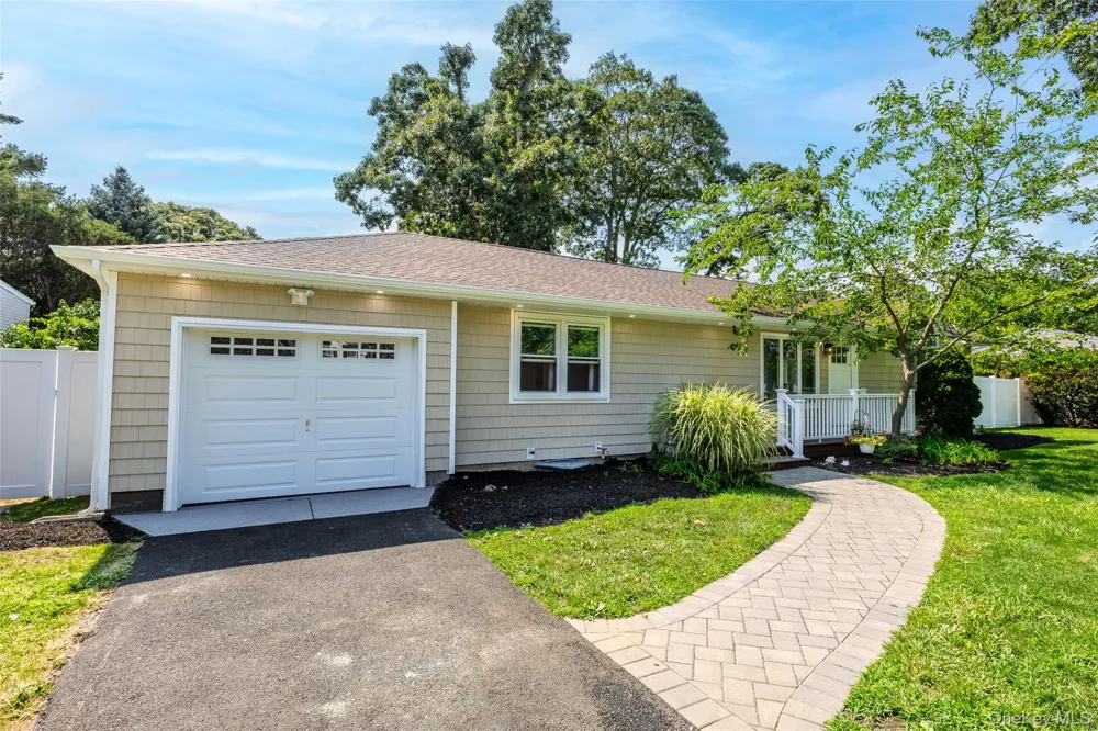 126 Holiday Boulevard Center Moriches, NY 11934