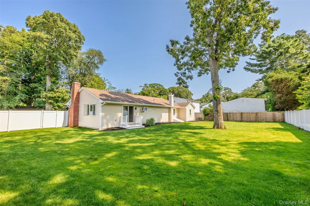126 Holiday Boulevard Center Moriches, NY 11934