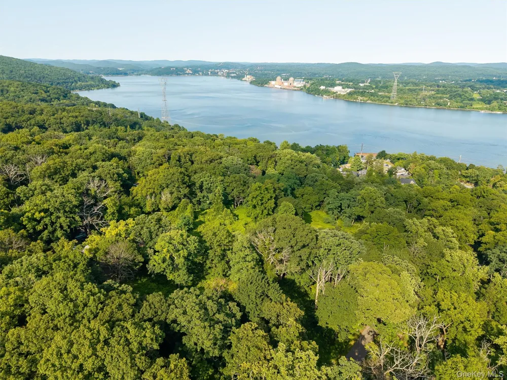 25 Rosetown Road Stony Point, NY 10980