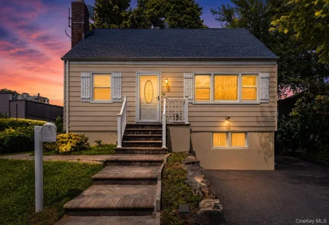 5 Perkins Avenue