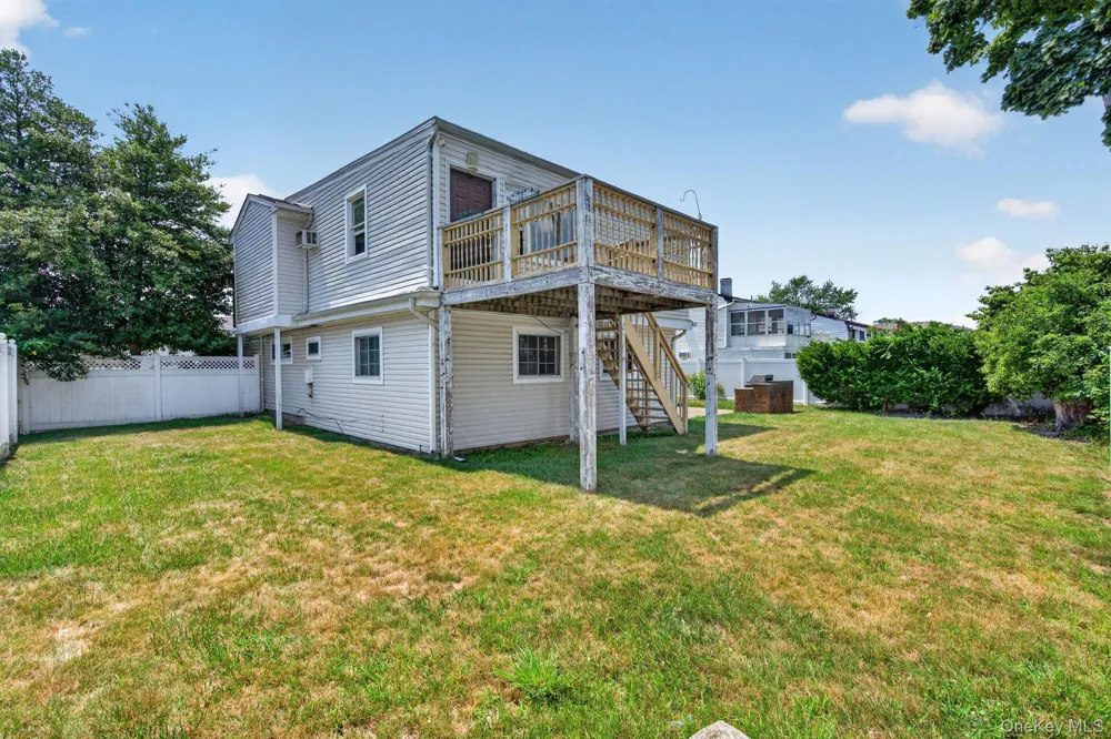 138 Spring Street Massapequa, NY 11758