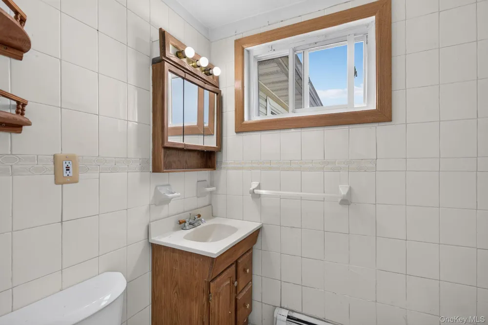 138 Spring Street Massapequa, NY 11758