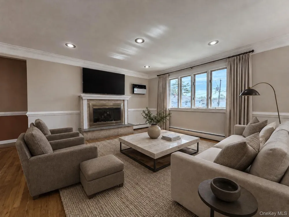 138 Spring Street Massapequa, NY 11758
