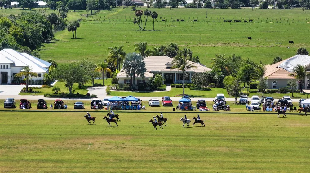 7635 S Polo Grounds Lane Vero Beach, FL 32966