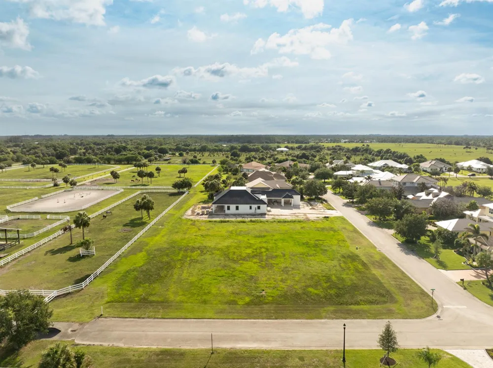 7635 S Polo Grounds Lane Vero Beach, FL 32966
