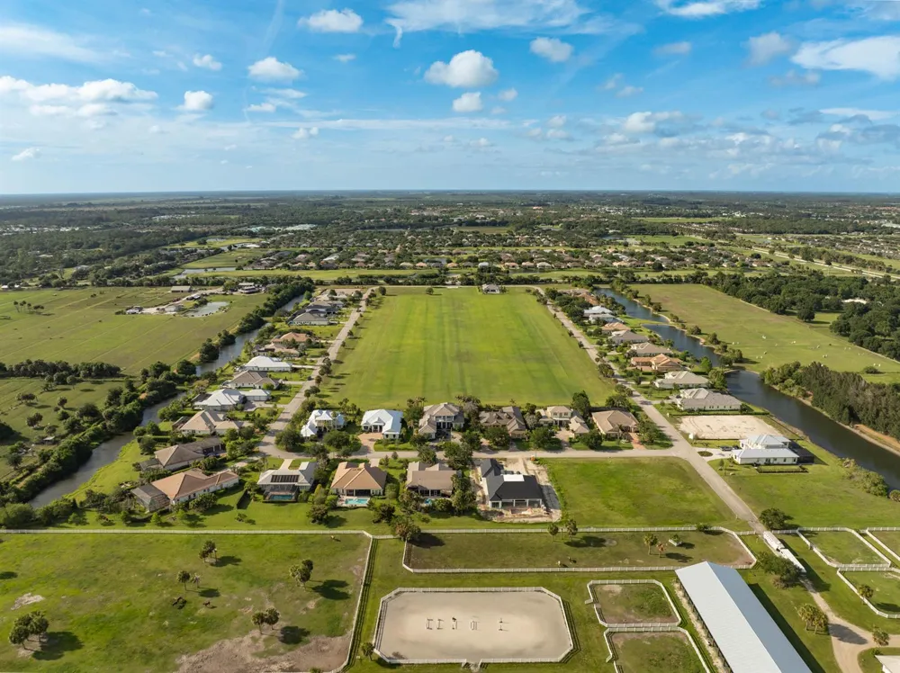 7635 S Polo Grounds Lane Vero Beach, FL 32966