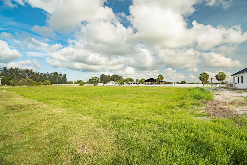 7635 S Polo Grounds Lane Vero Beach, FL 32966