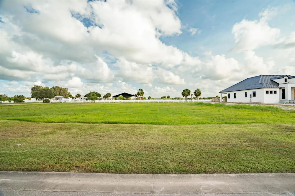 7635 S Polo Grounds Lane Vero Beach, FL 32966
