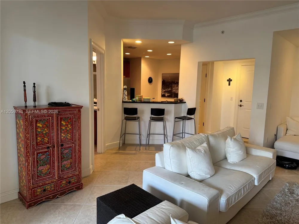 16100 Emerald Estates Dr #278 Weston, FL 33331