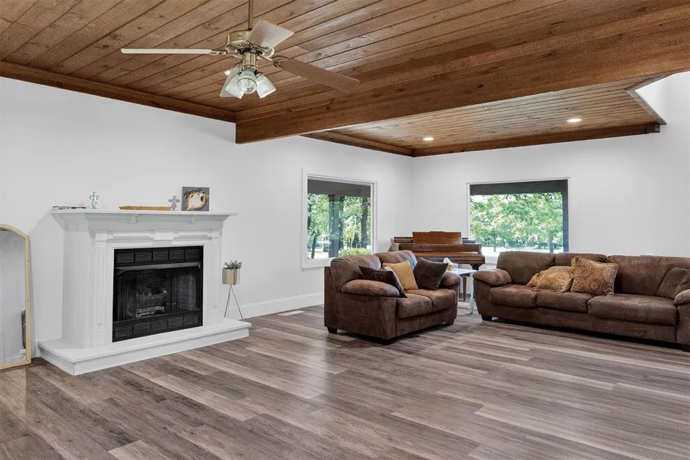 999 County Road 2265 Skiatook, OK 74070