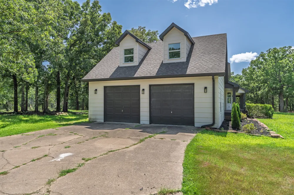 999 County Road 2265 Skiatook, OK 74070