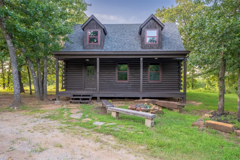 999 County Road 2265 Skiatook, OK 74070