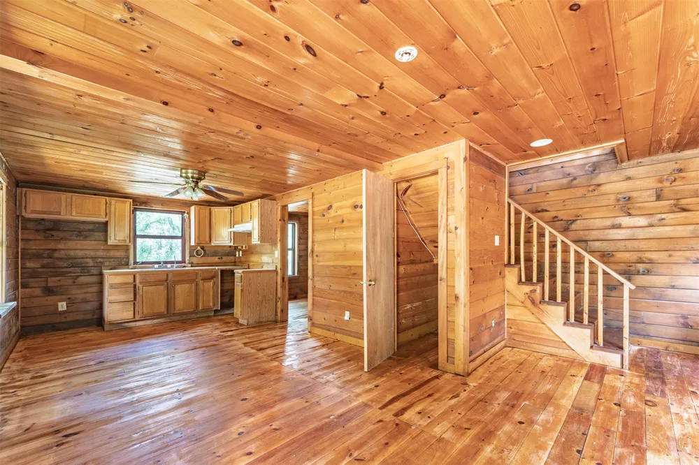 999 County Road 2265 Skiatook, OK 74070