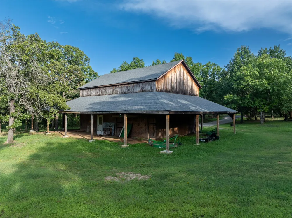 999 County Road 2265 Skiatook, OK 74070