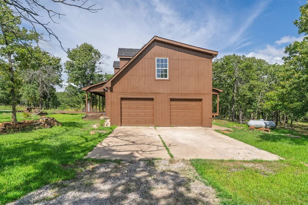 999 County Road 2265 Skiatook, OK 74070