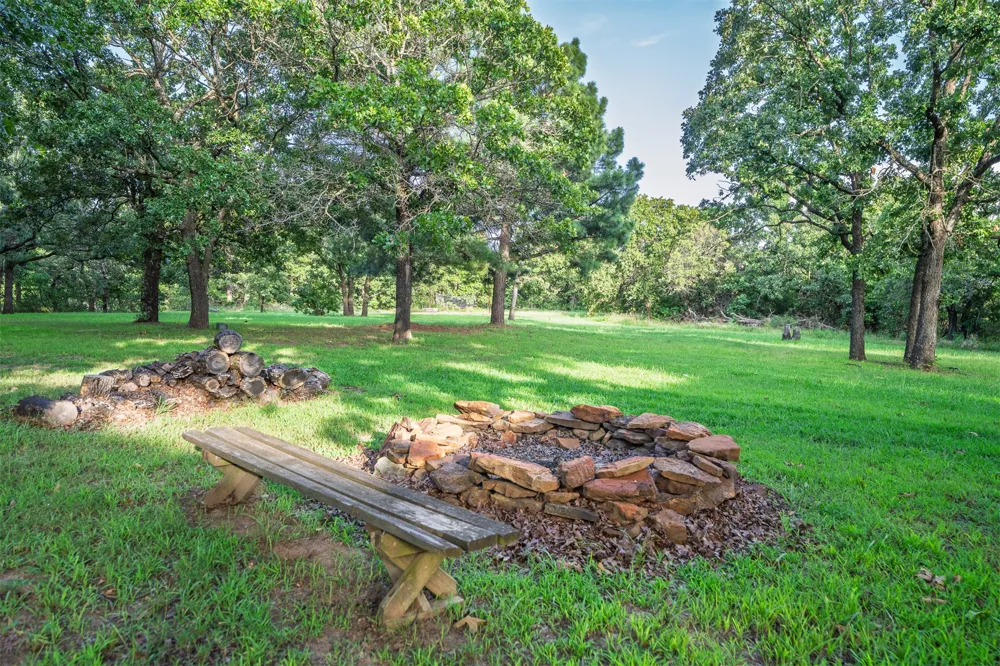 999 County Road 2265 Skiatook, OK 74070