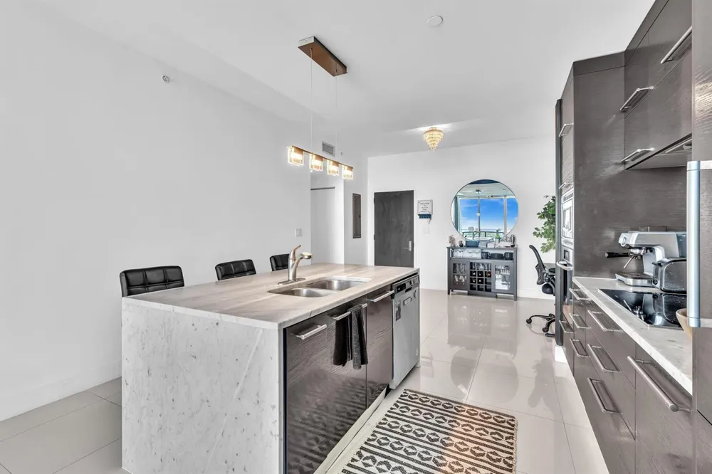 900 Biscayne Boulevard #4703 Miami, FL 33132