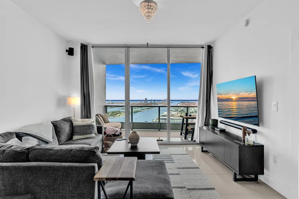 900 Biscayne Boulevard #4703 Miami, FL 33132