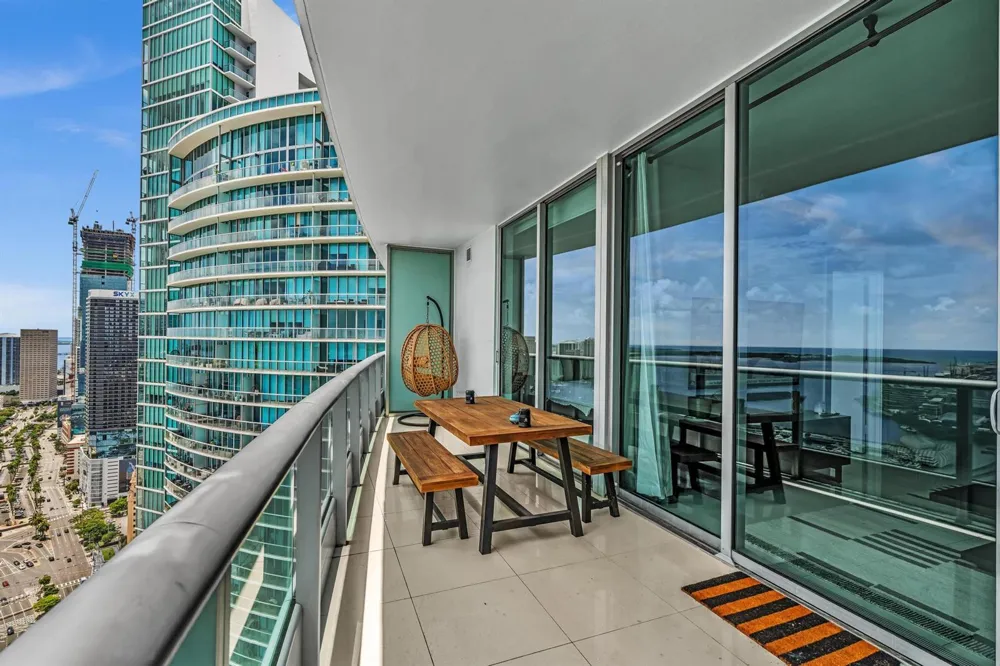 900 Biscayne Boulevard #4703 Miami, FL 33132