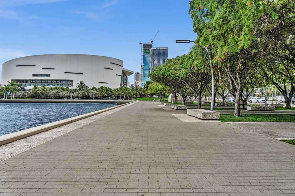 900 Biscayne Boulevard #4703 Miami, FL 33132