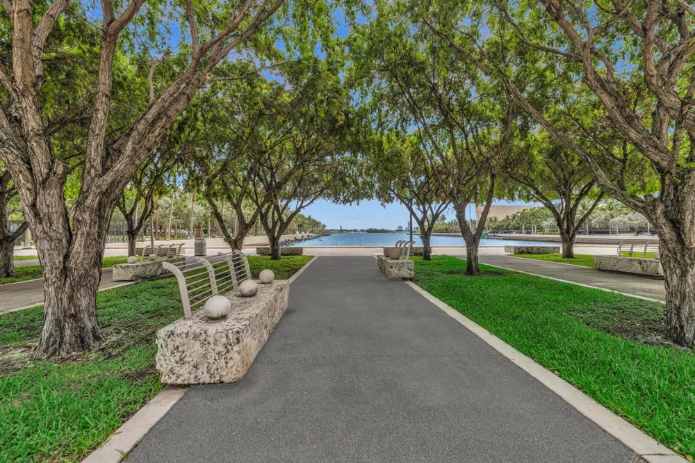 900 Biscayne Boulevard #4703 Miami, FL 33132