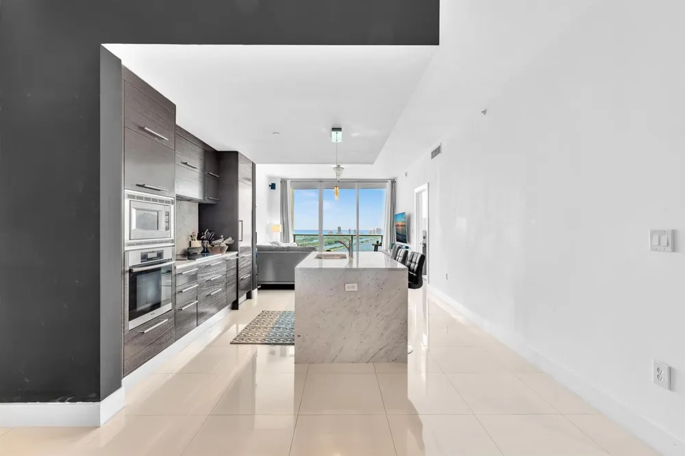 900 Biscayne Boulevard #4703 Miami, FL 33132