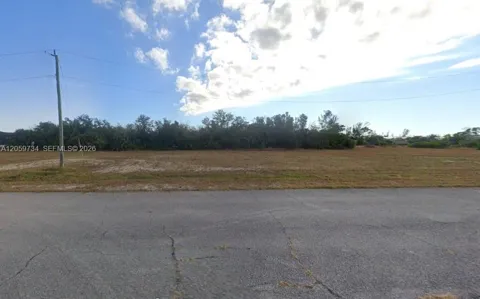 1915 NW 41st Ave