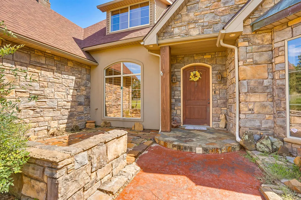 1202 Walker Circle Ada, OK 74820