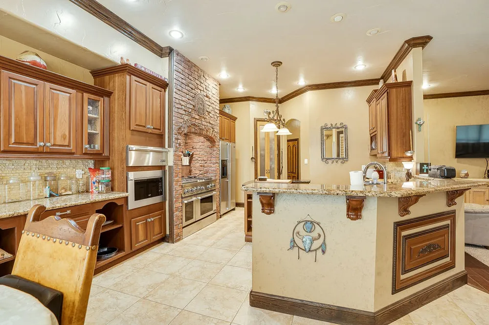 1202 Walker Circle Ada, OK 74820